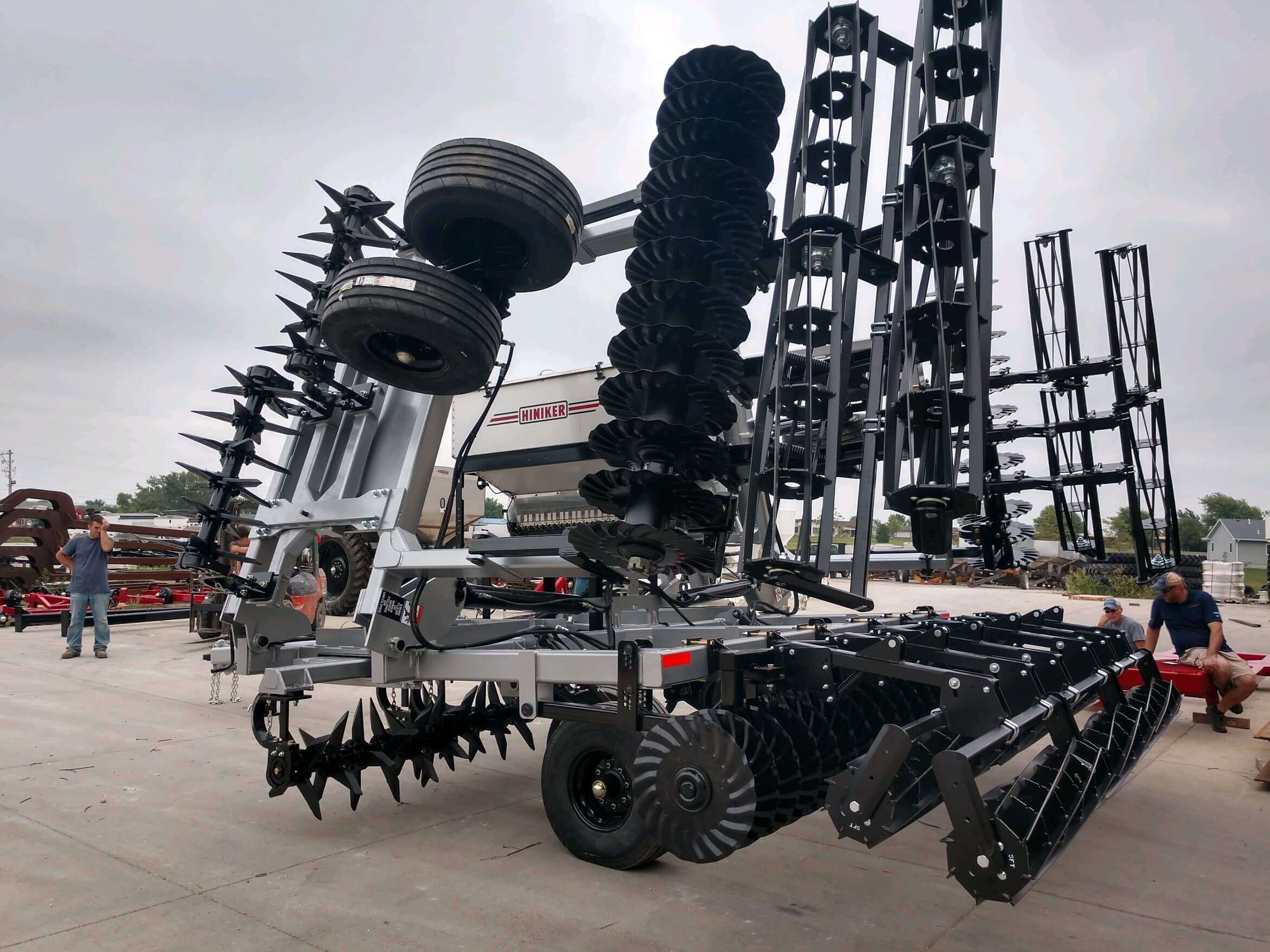 Rogue Vertical Tillage photo 02